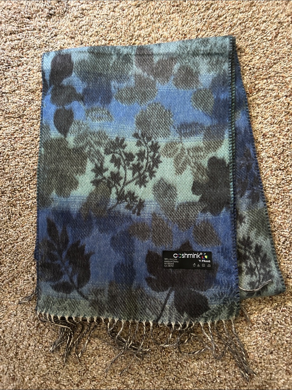 V. FRAAS Cashmink Scarf in Blue and Gray Floral